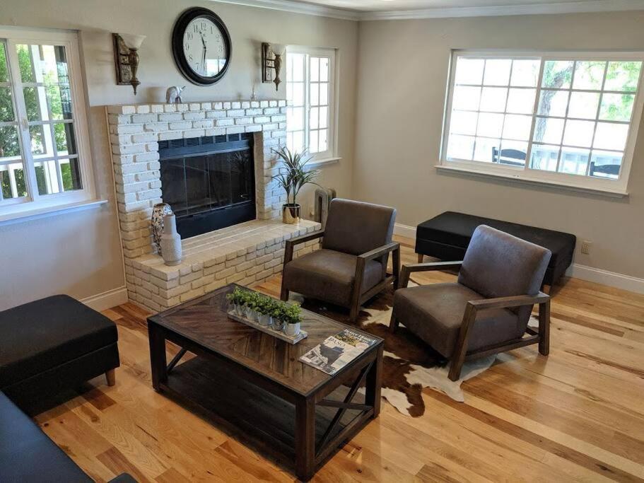 The Vineyard Farmhouse Villa Paso Robles Bagian luar foto